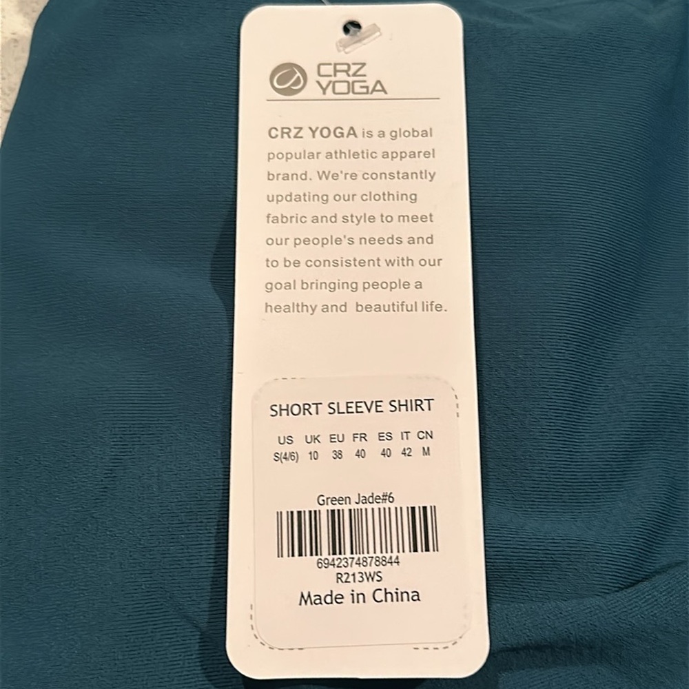 Seamless Crewneck Short Sleeve Shirts Waist Length - Picture 5 of 6